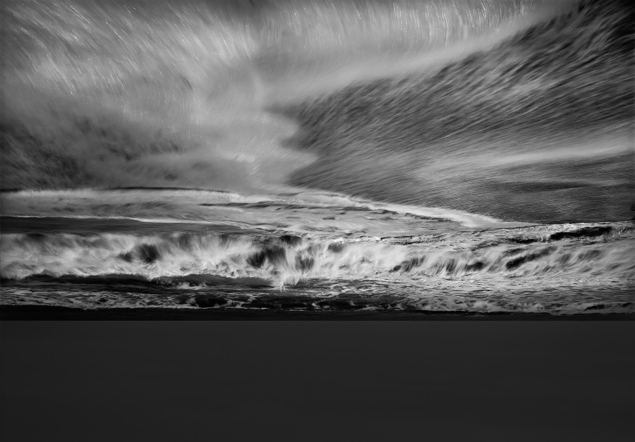 Michael Massaia, The Pull-Inverted Seascapes, #7