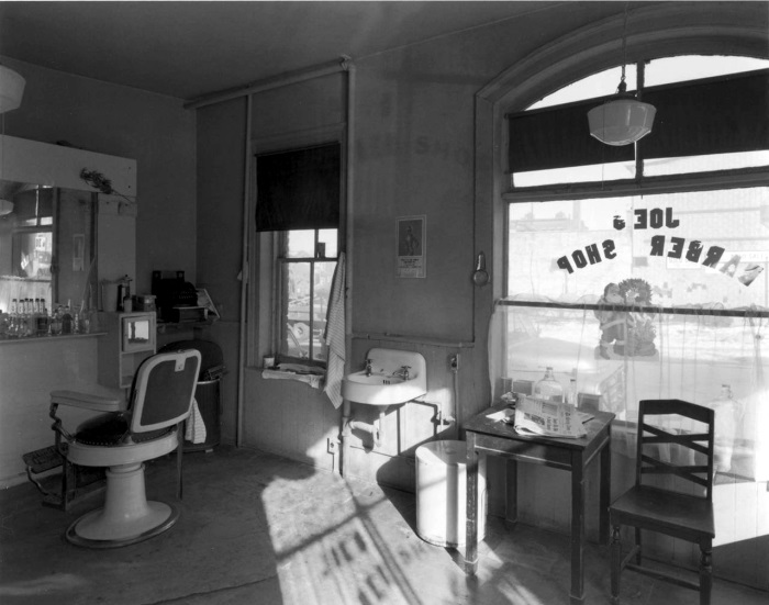 George Tice, Joe's Barber Shop