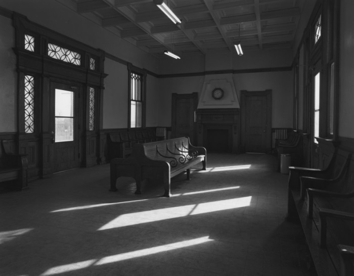 George Tice, Waiting Room