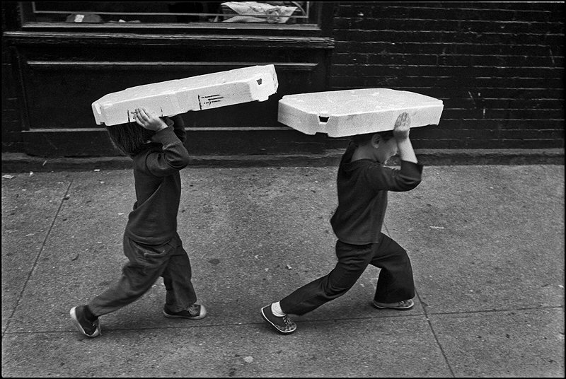Gary Bishop, Two Children Walking with Boxes on their Heads